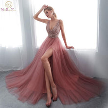 Load image into Gallery viewer, Beading Prom Dresses 2020 V neck Pink High Split Tulle Sweep Train Sleeveless Evening Gown A-line Lace Up Backless Vestido De