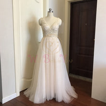 Load image into Gallery viewer, Beading Prom Dresses 2020 V neck Pink High Split Tulle Sweep Train Sleeveless Evening Gown A-line Lace Up Backless Vestido De